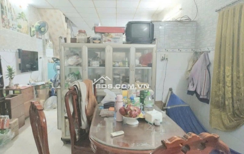 Bán nhà mặt tiền KD-64m2-2 tầng-Giá tốt 3.85 tỷ-Ngay trung tâm Thủ Đức.